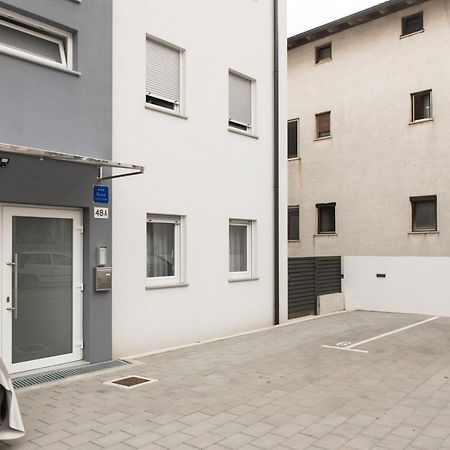 Apartment Zara - Luxury Apartment With Private Pool Экстерьер фото