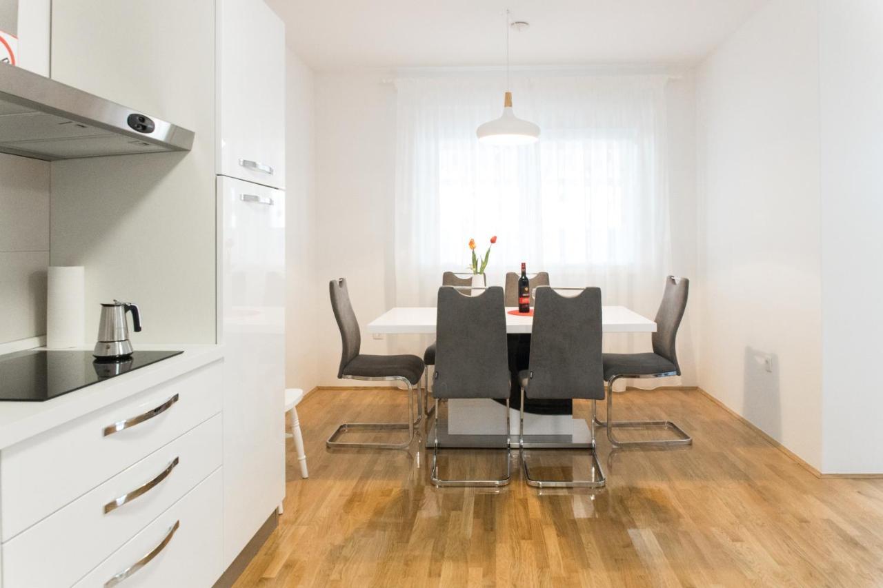 Apartment Zara - Luxury Apartment With Private Pool Экстерьер фото