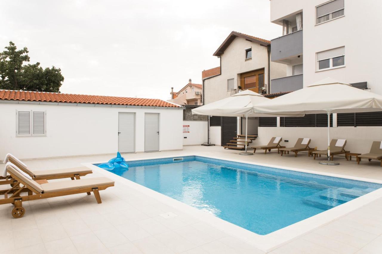 Apartment Zara - Luxury Apartment With Private Pool Экстерьер фото